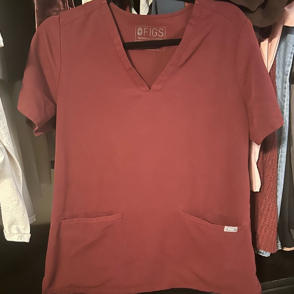 Figs Casma Top - Burgundy